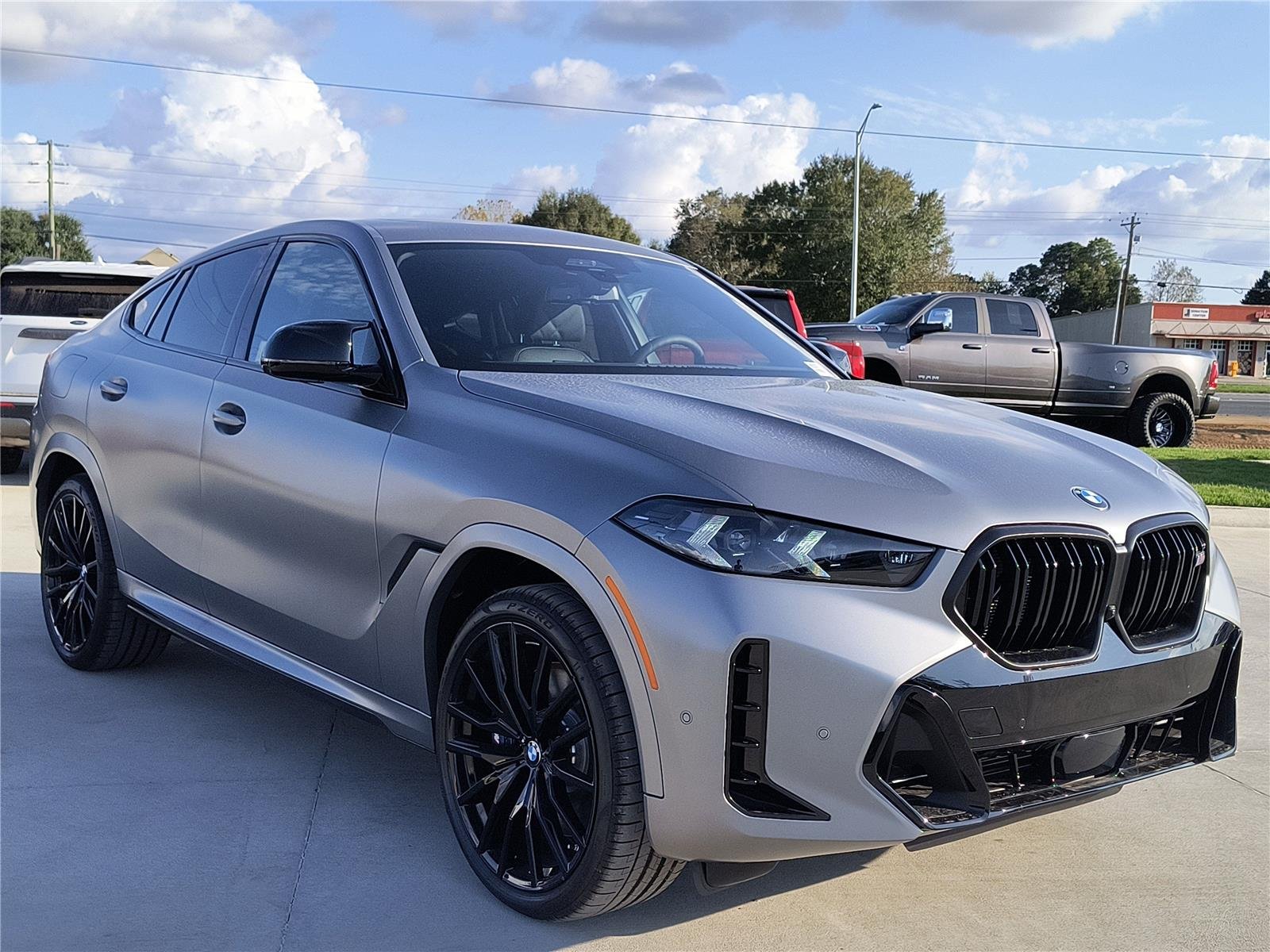 New 2026 Frozen Pure Grey Metallic BMW M60i image 6
