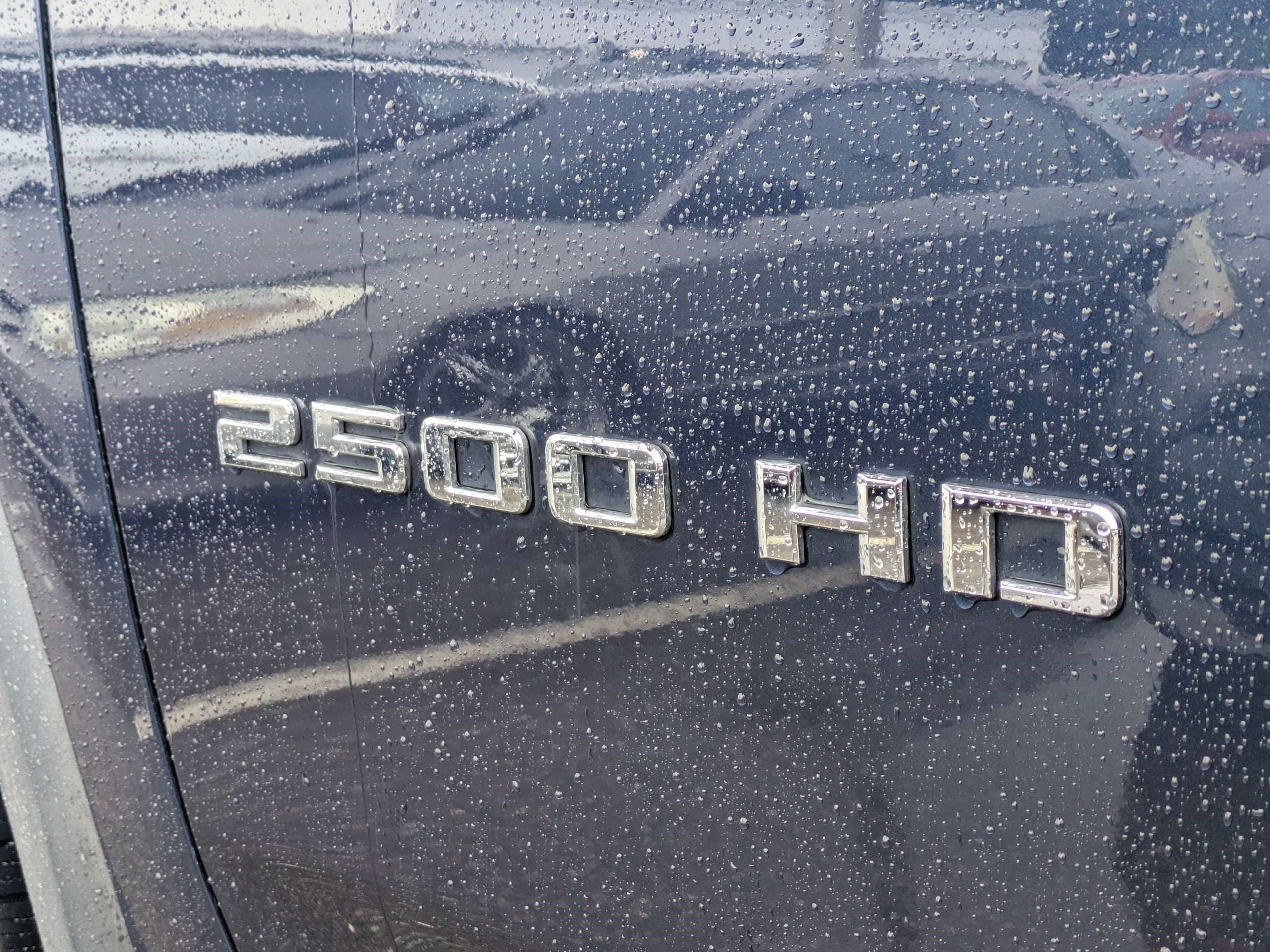 2020 Chevrolet Silverado 2500HD LTZ - Photo 19