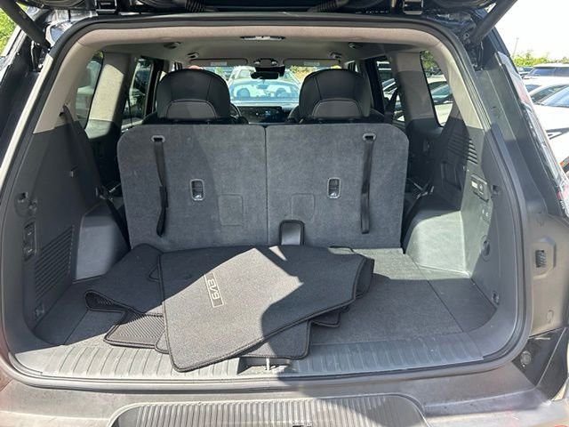 Used 2024 Black Kia Light Long Range image 15