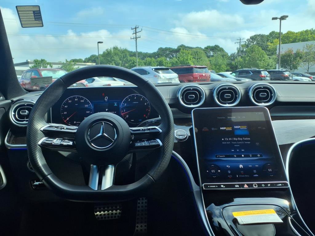 2025 Mercedes-Benz C-Class Sedan C 300 - Photo 13