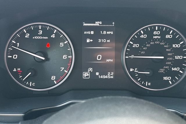 Used 2025 White Subaru Onyx Edition image 31