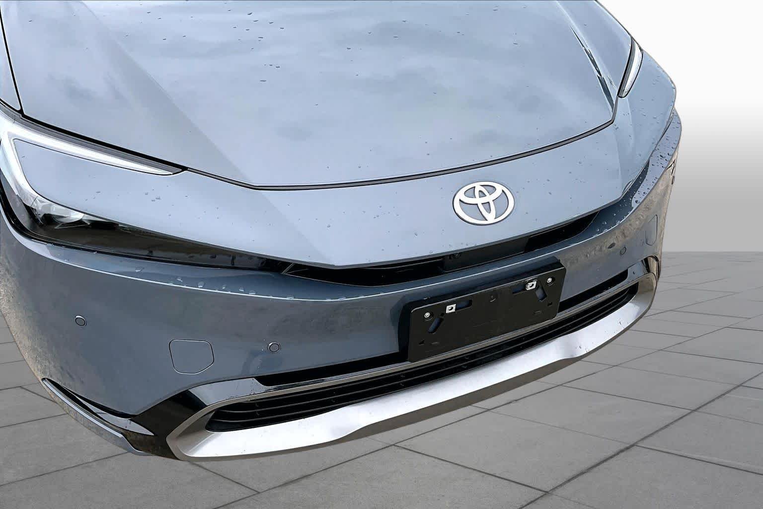Certified Used 2025 Guardian Gray Toyota Limited image 29