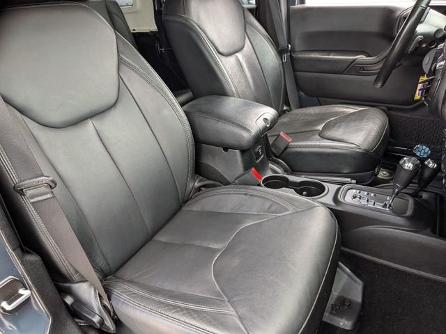 Used 2017 Black Jeep Unlimited Sahara image 26