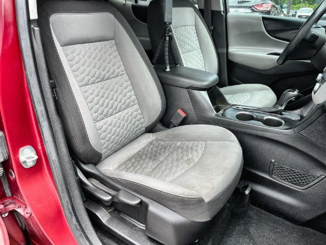 Used 2018 Red Chevrolet LT image 33