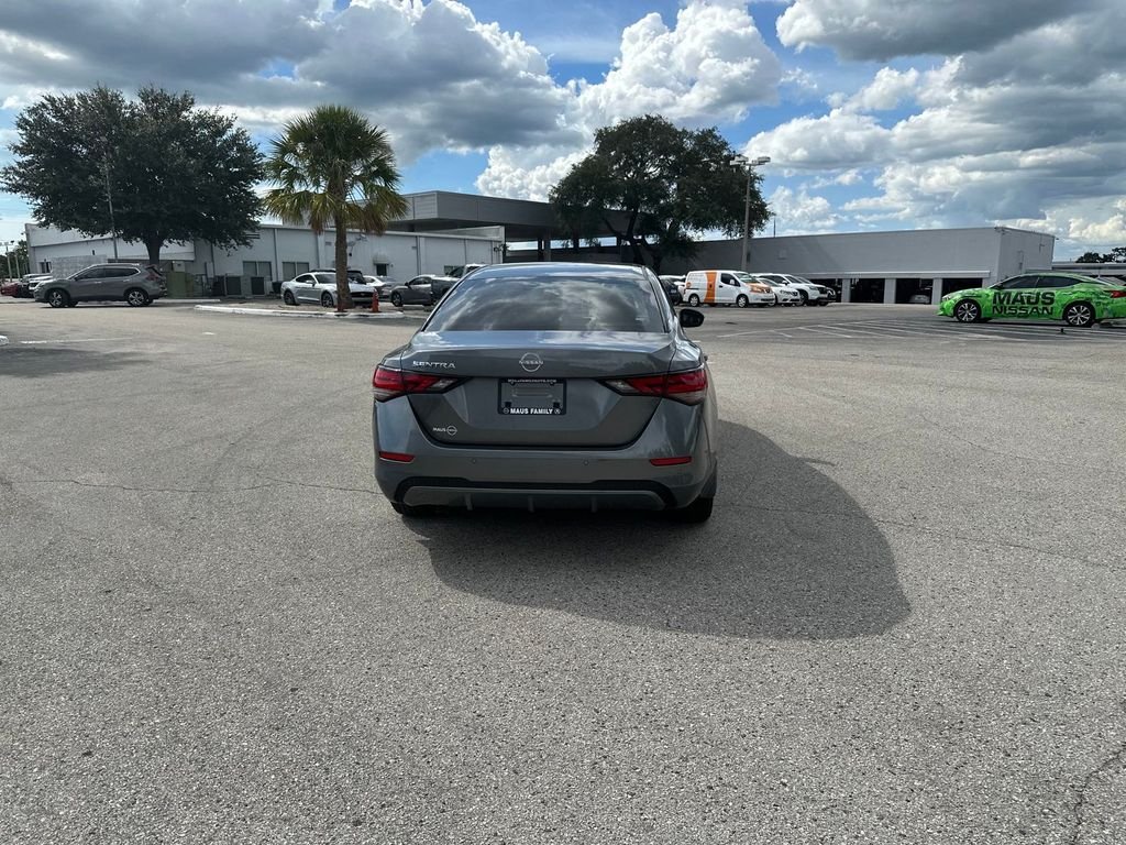 2025 Nissan Sentra S - Photo 4