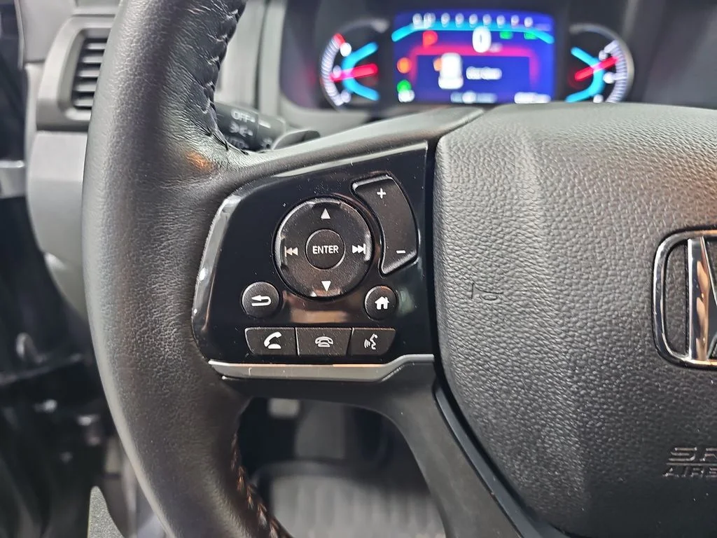 Used 2022  Honda Touring image 19
