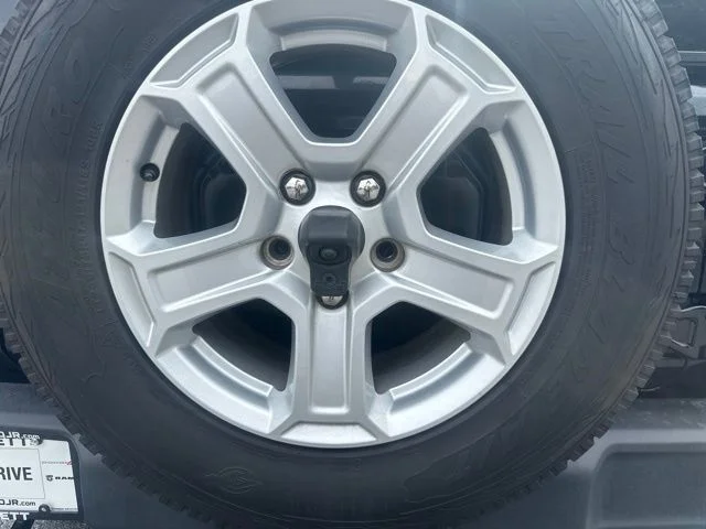Used 2021 Black Jeep Unlimited Sport S image 11
