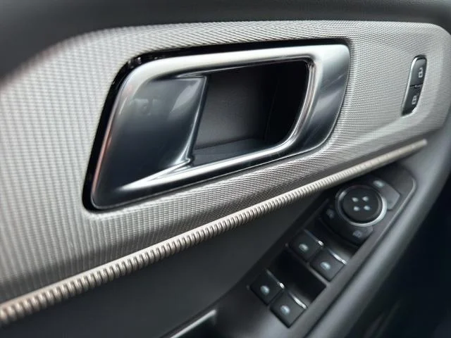 New 2026 Carbonized Gray Metallic Ford Active image 59