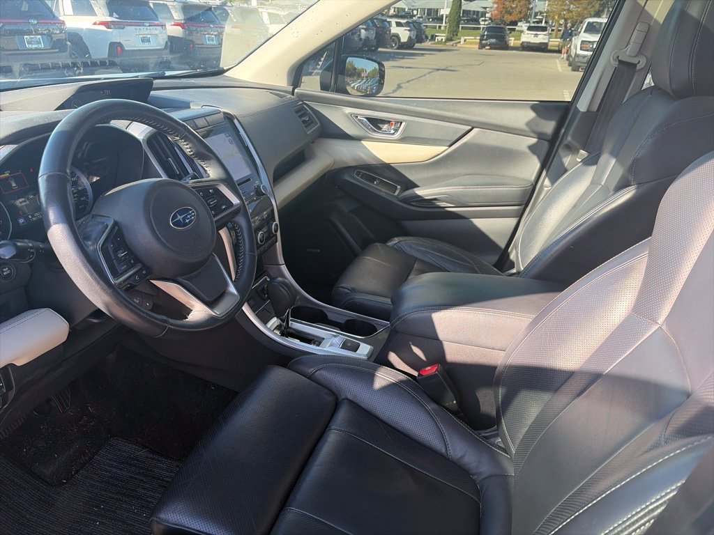 Used 2019 Silver Subaru Limited image 4