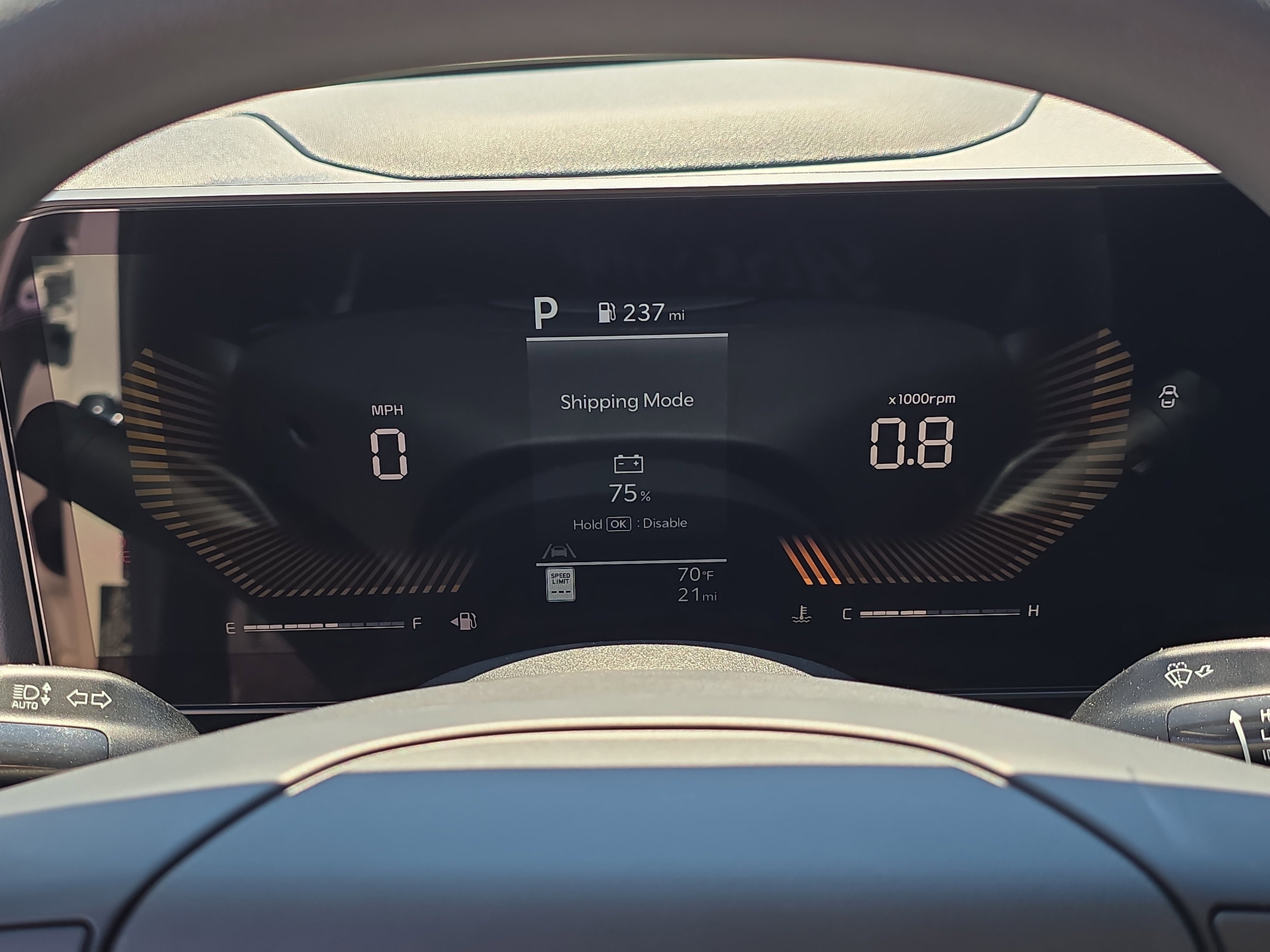 New 2026 Snow White Pearl Kia LXS image 31