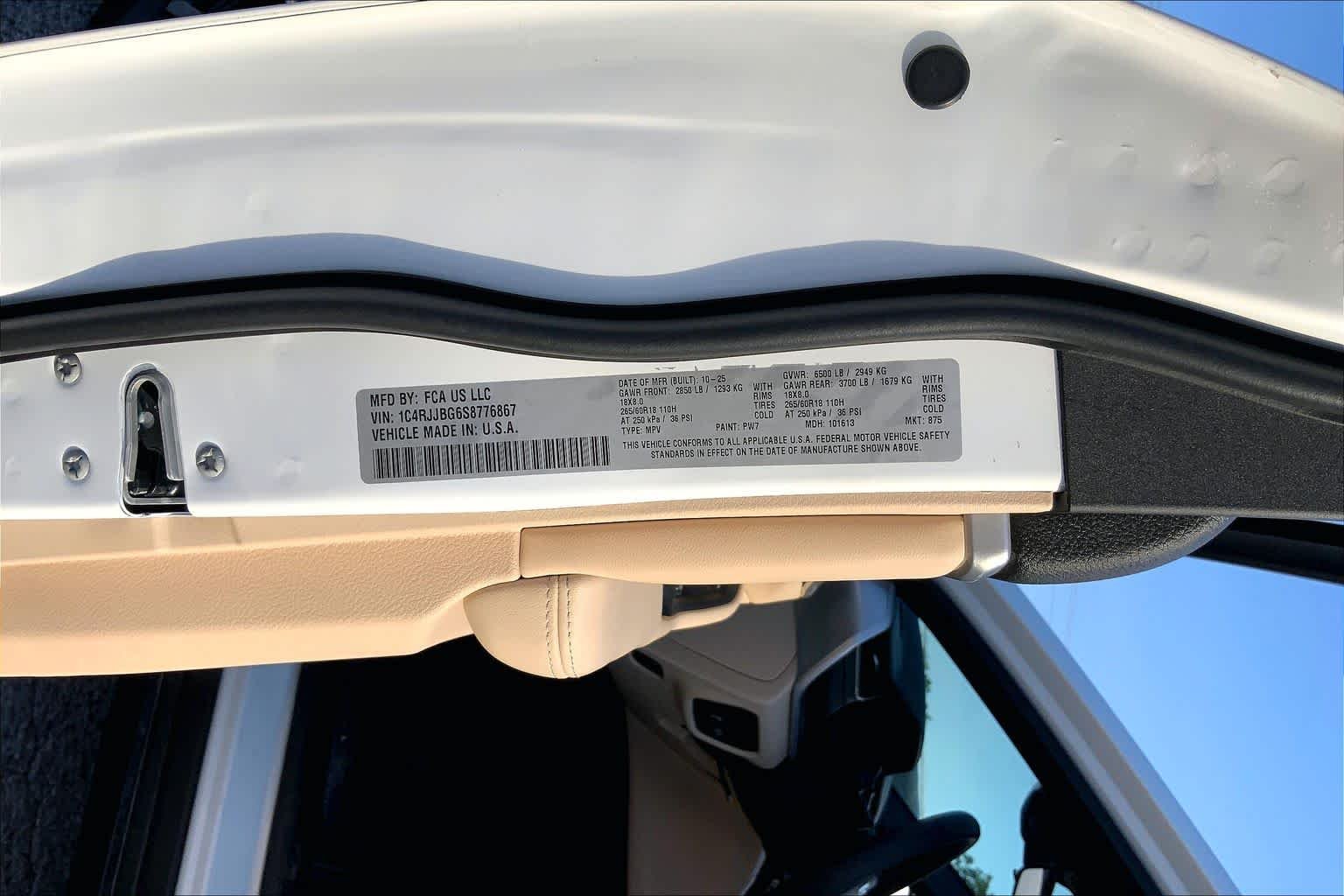 Used 2025 Bright White Clearcoat Jeep Limited image 34