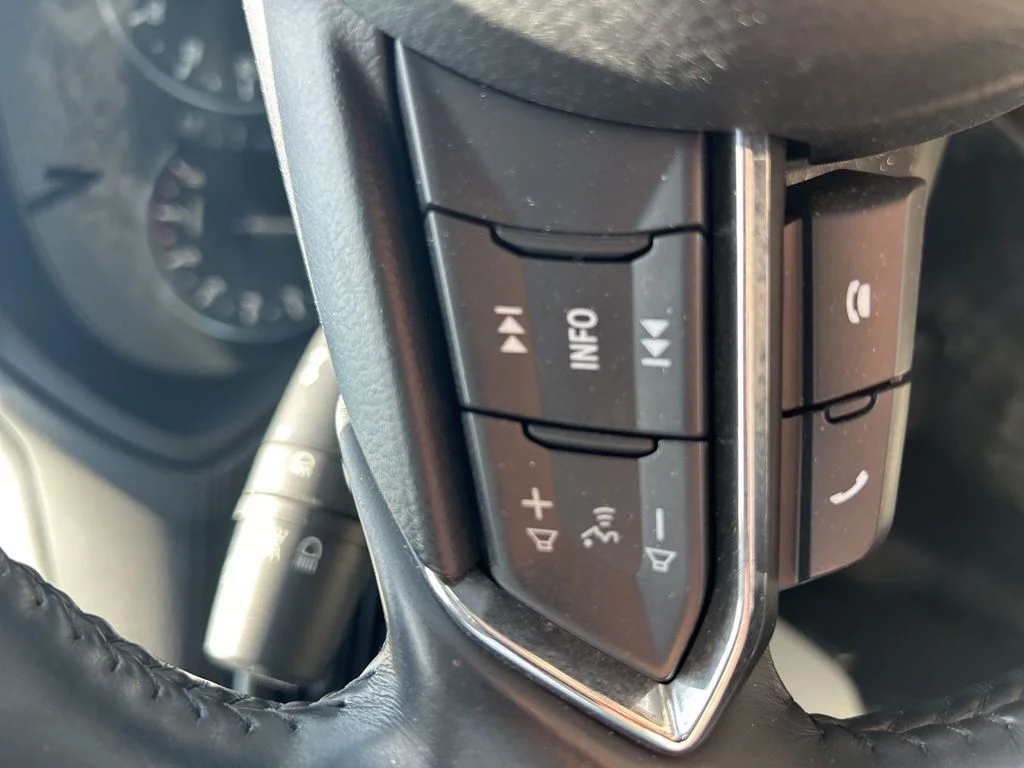 Used 2020 Blue Mazda Grand Touring Reserve image 19