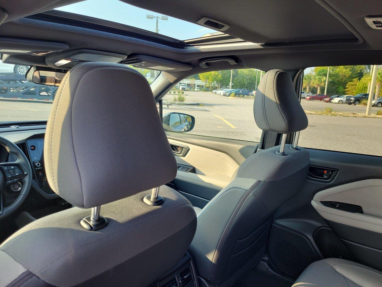 Used 2025 Horizon Blue Pearl Subaru Premium image 13