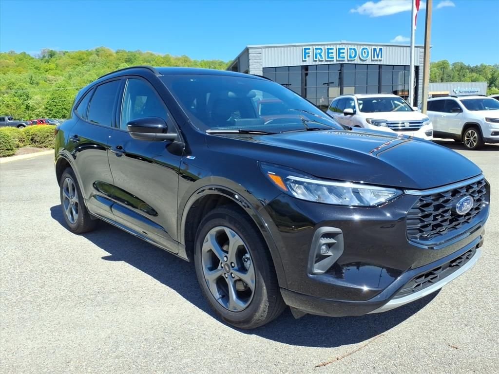 Used 2024 Black Metallic Ford ST-Line Select image 9