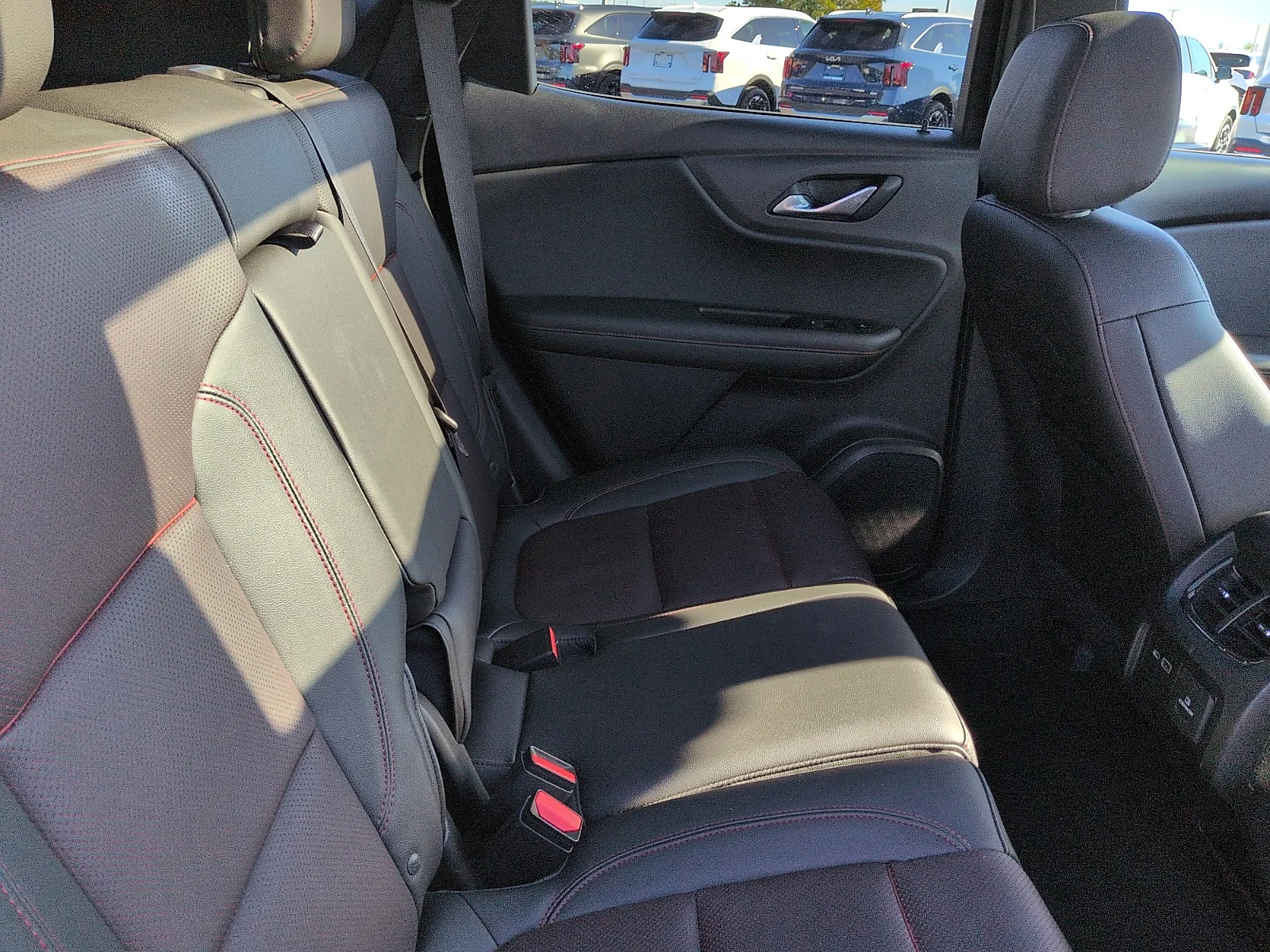 Used 2019 Summit White Chevrolet RS image 8
