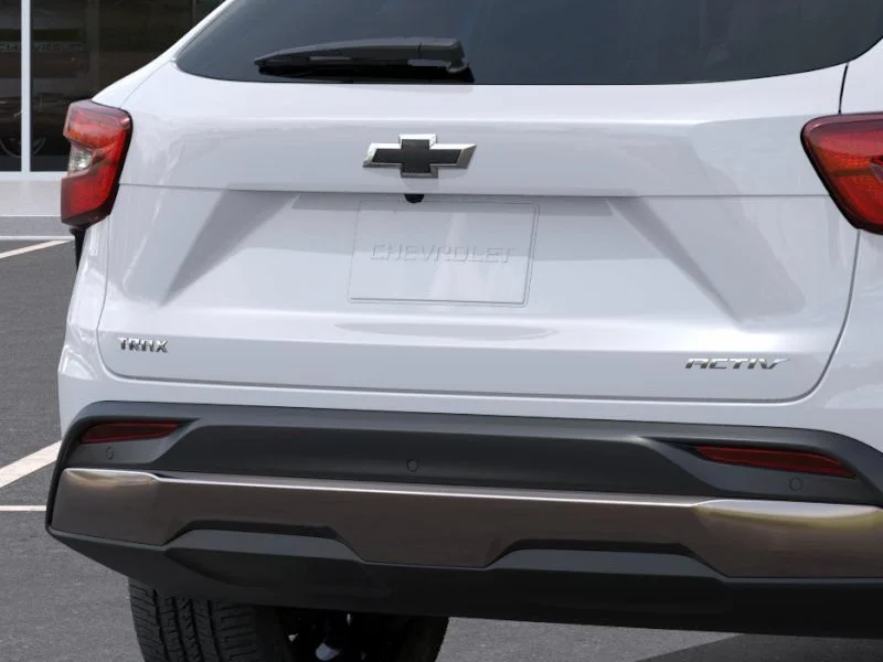 New 2026 Summit White Chevrolet ACTIV image 14