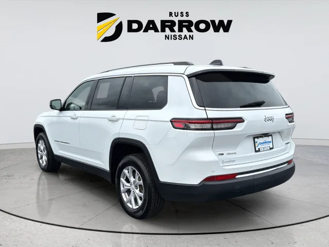 Used 2021 White Jeep Limited image 3