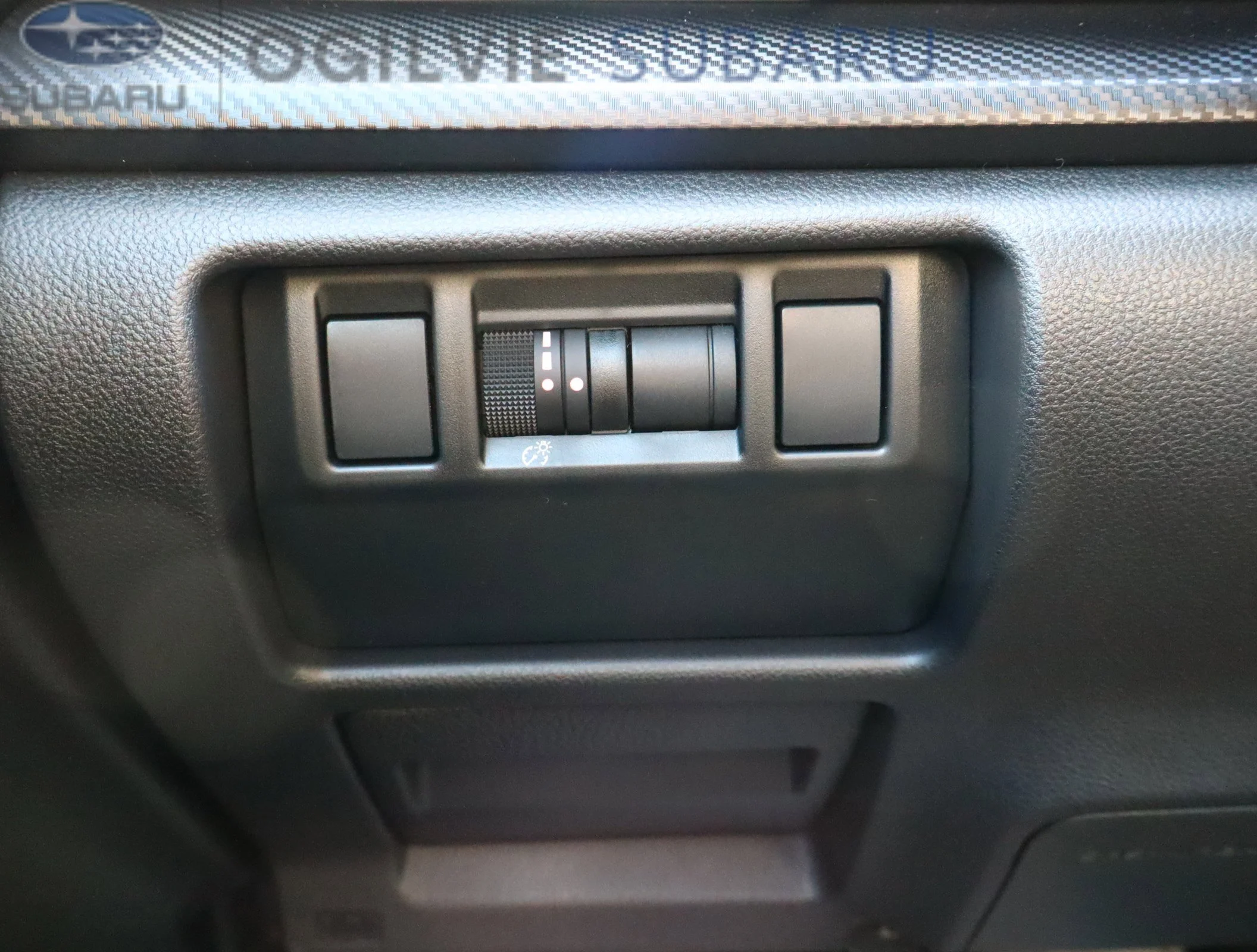 New 2026 Crystal White Pearl Subaru Convenience image 10