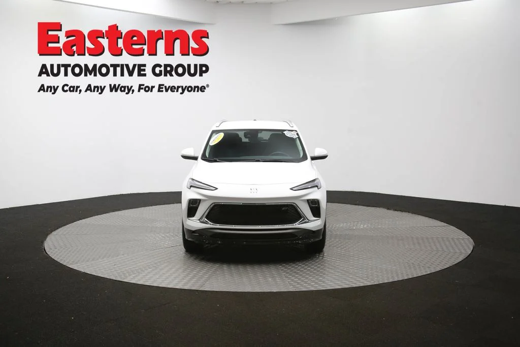 Used 2024 White Buick Sport Touring image 51