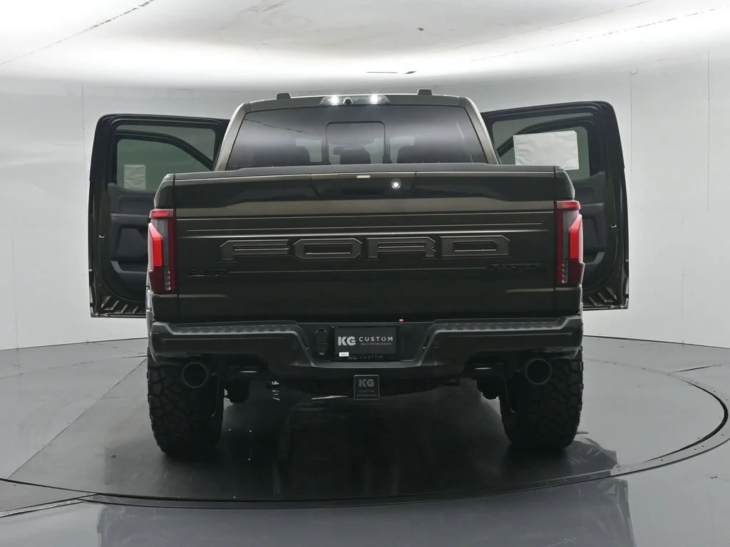 New 2026 Shelter Green Ford Raptor image 36