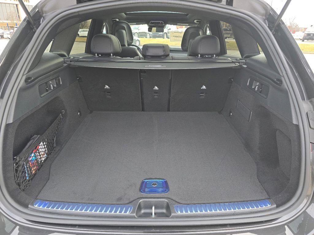 New 2026 Graphite Grey Metallic Mercedes-Benz GLC 300 image 56
