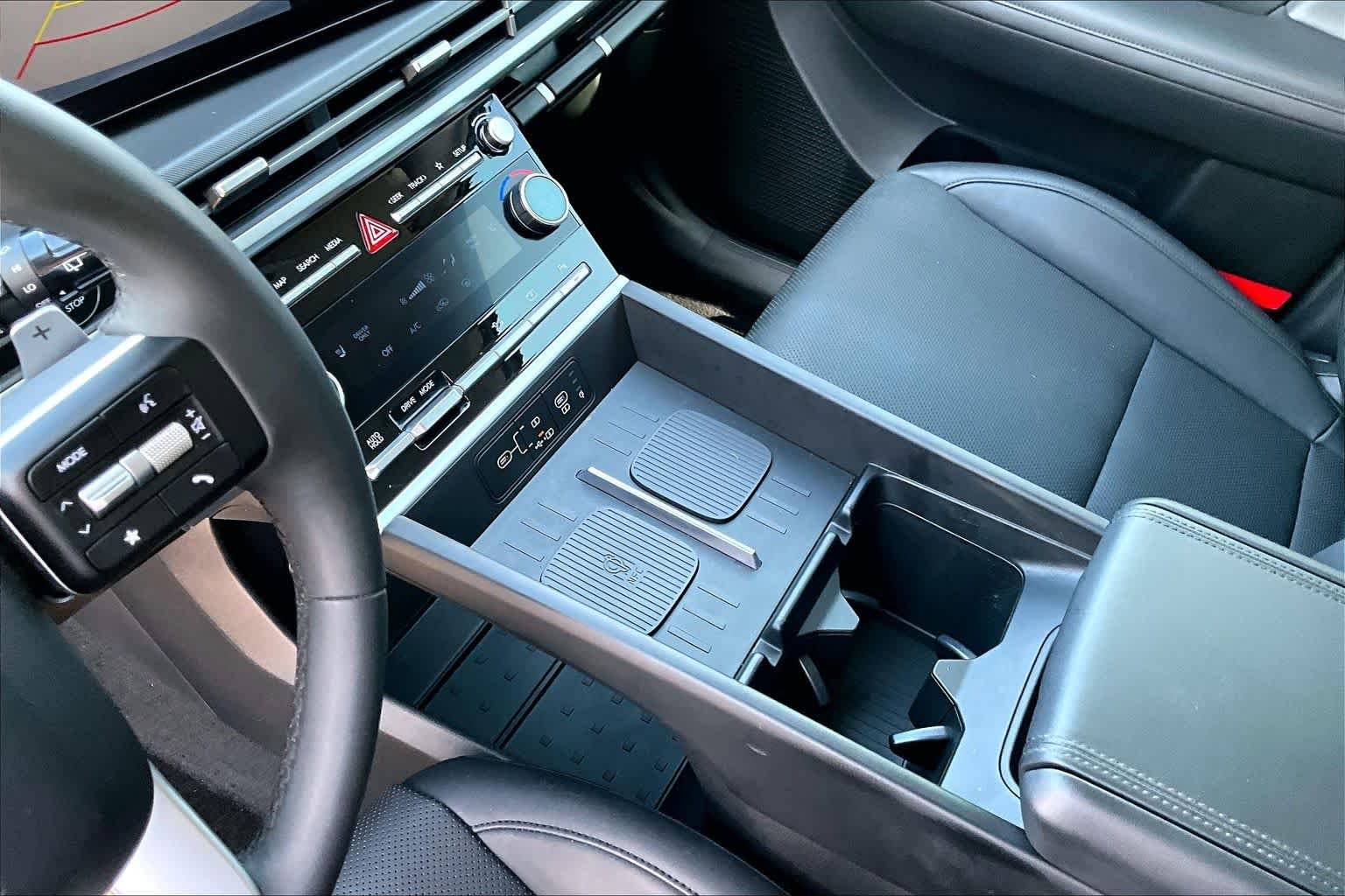 Certified Used 2024 Rockwood Green Hyundai SEL image 16