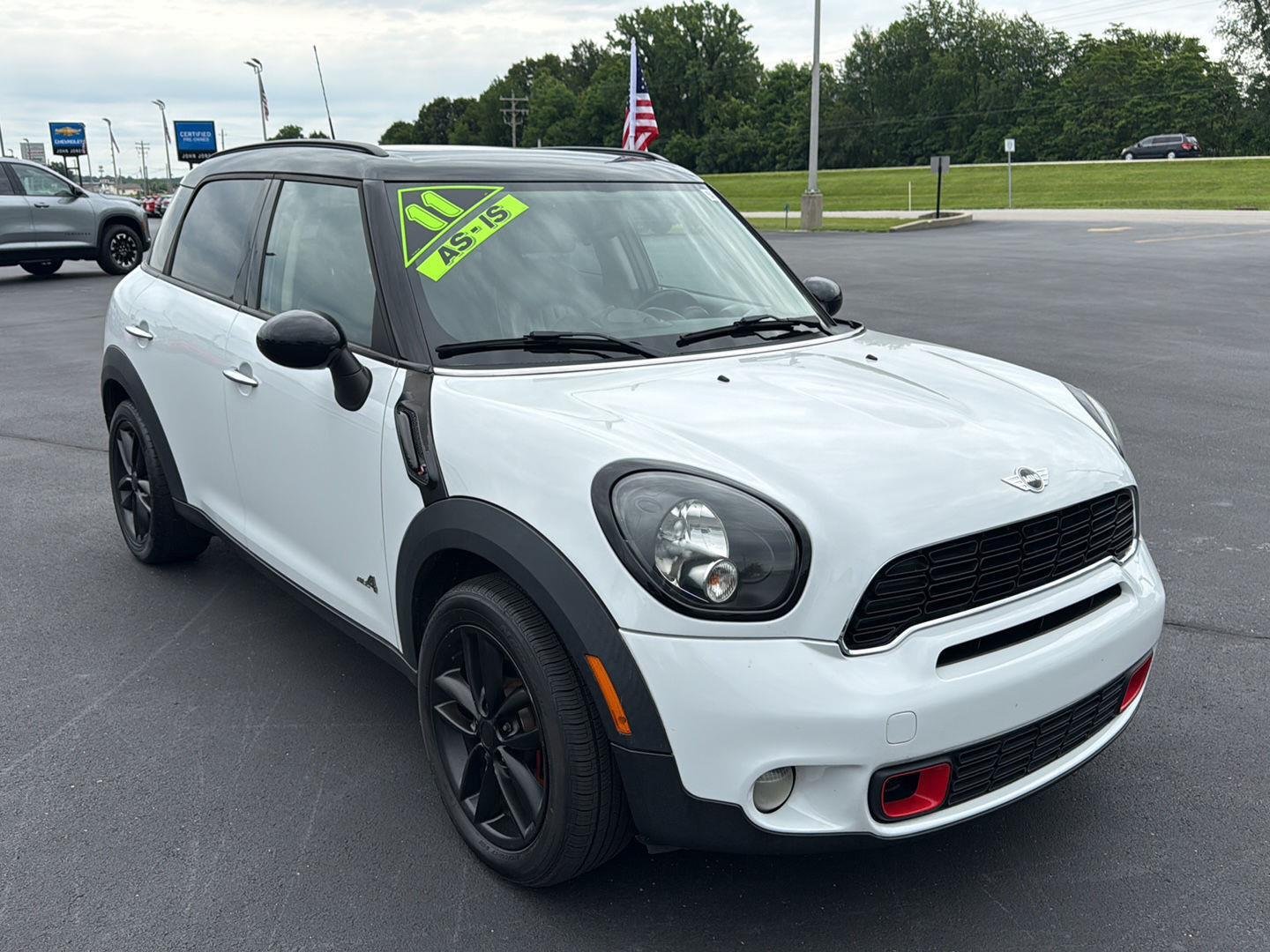 Used 2011 MINI Countryman Countryman S 4WD with VIN WMWZC5C5XBWM11440 for sale in Corydon, IN