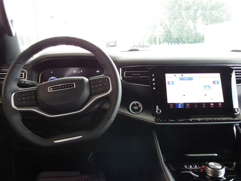 Used 2025 Silver Zynith Jeep Series II image 5