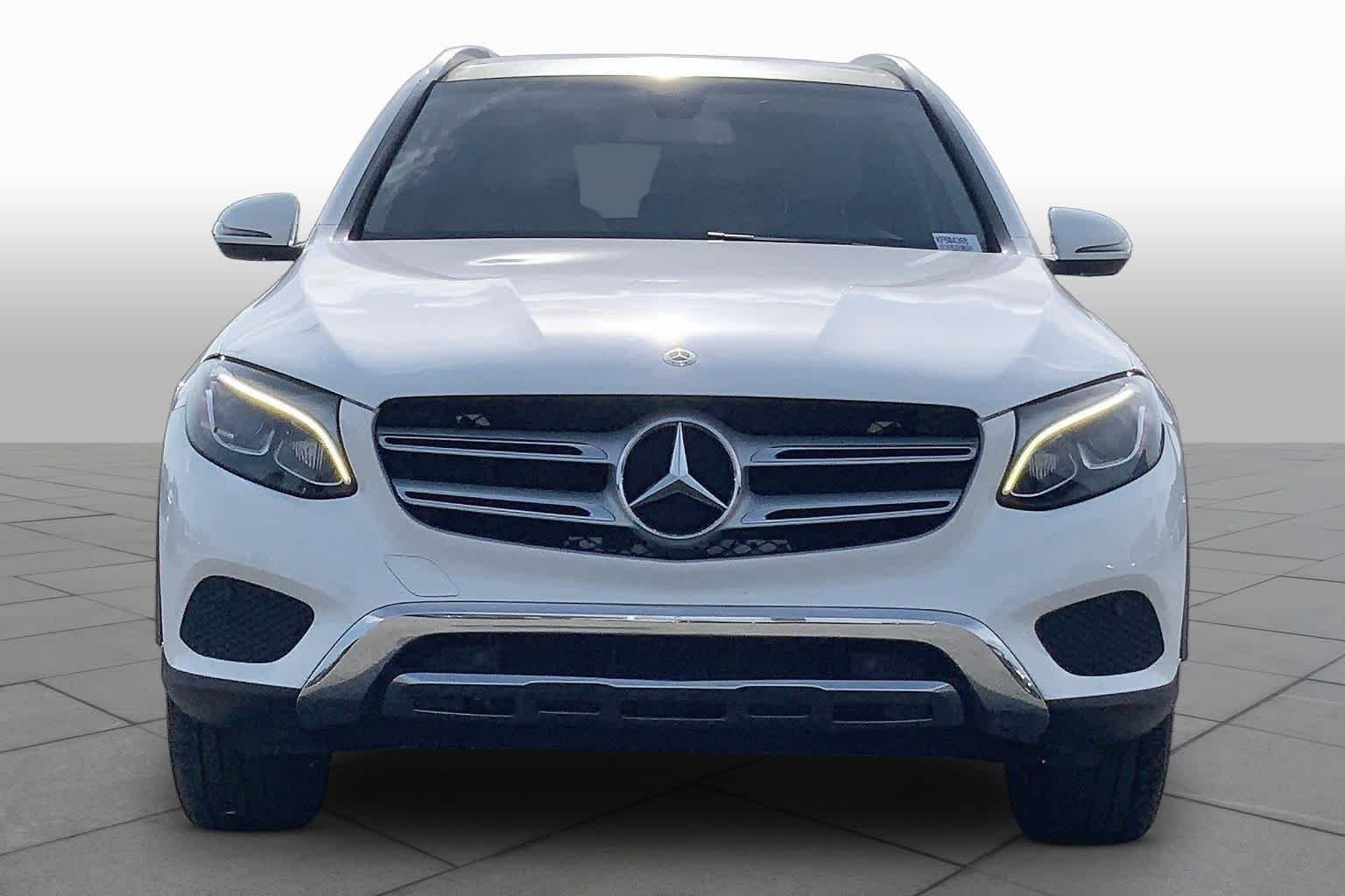 Certified Used 2019 Polar White Mercedes-Benz GLC 300 image 4