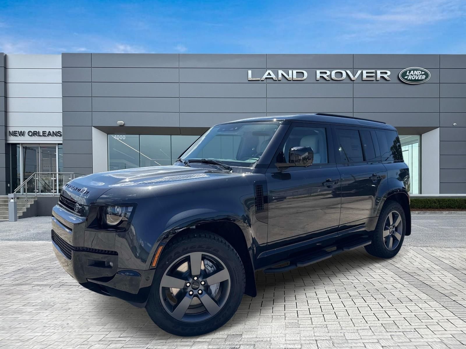 2026 Land Rover Defender 110 X-Dynamic SE