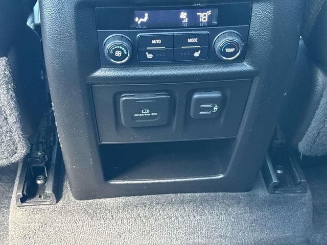 Used 2020 Black Chevrolet Premier image 11