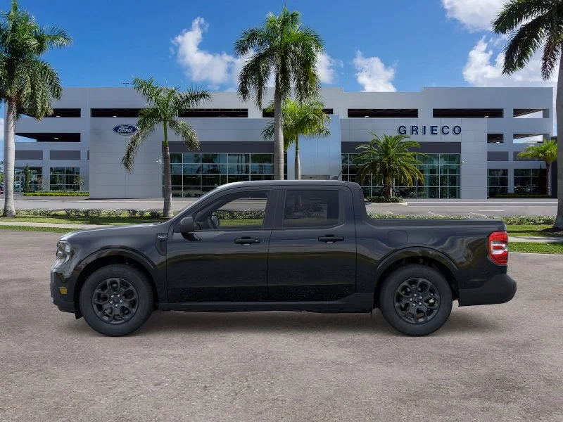 New 2026 Shadow Black Ford XLT image 26