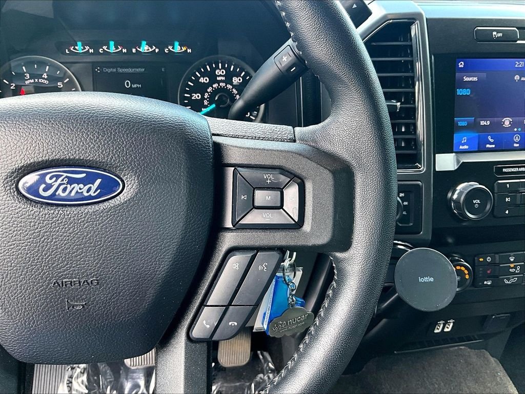 Used 2020 Red Ford XLT image 24