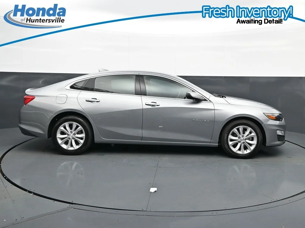 Used 2025 Sterling Gray Metallic Chevrolet LT image 11