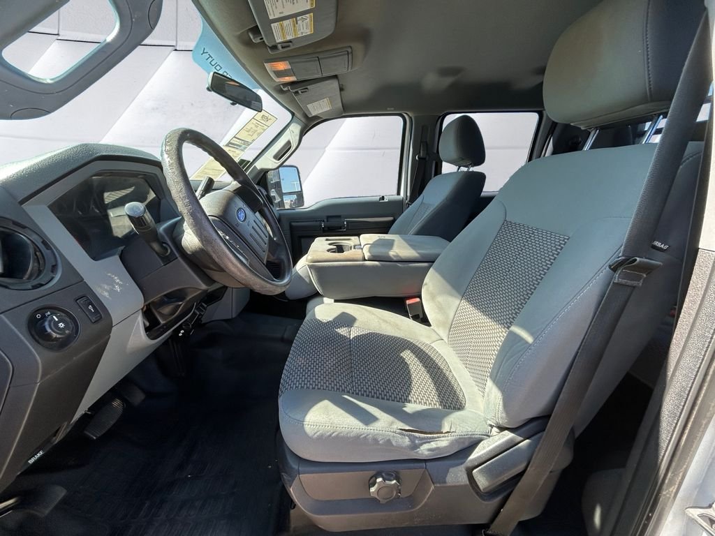 Used 2015 White Ford XL image 7