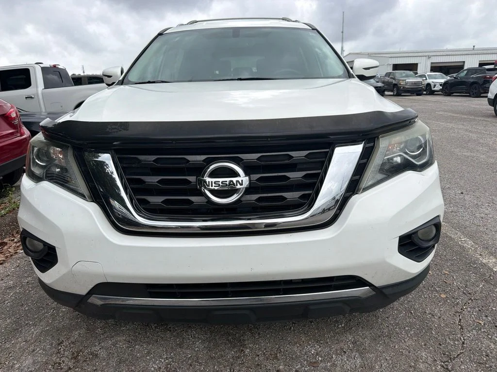 Used 2017 White Nissan SV image 2