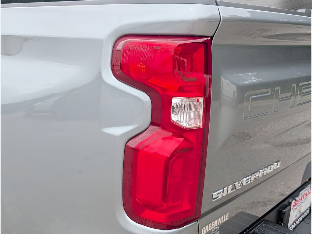 New 2026 Sterling Gray Metallic Chevrolet RST image 4