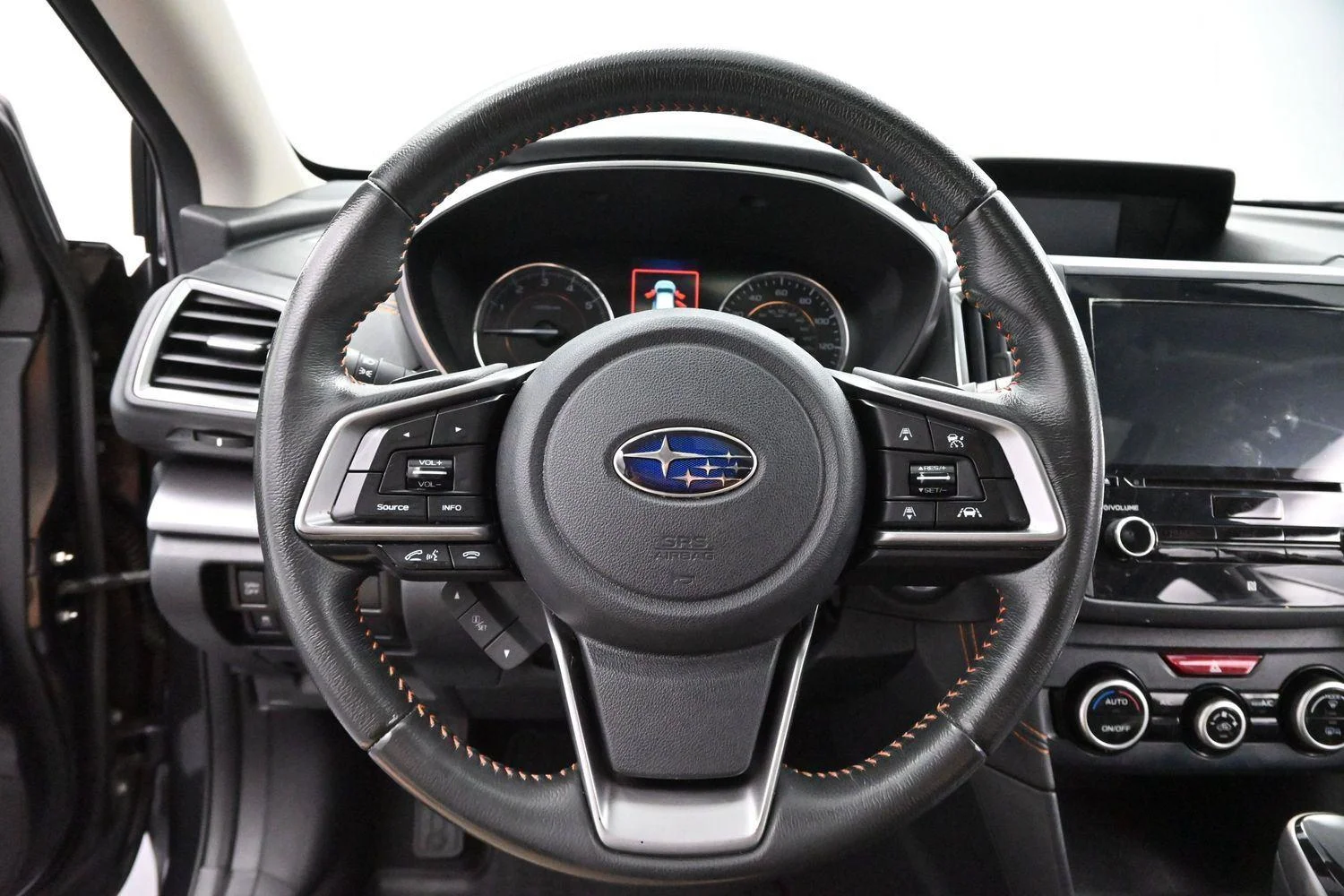 Used 2019 Dark Gray Metallic Subaru Limited image 14