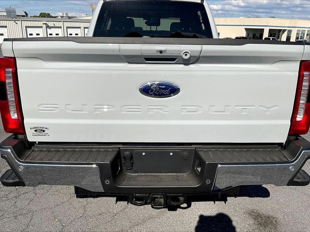 New 2026 Avalanche Ford F-250® Lariat® image 8