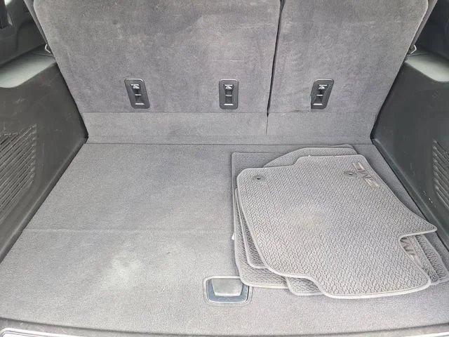 Used 2024 Onyx Black GMC Denali image 5