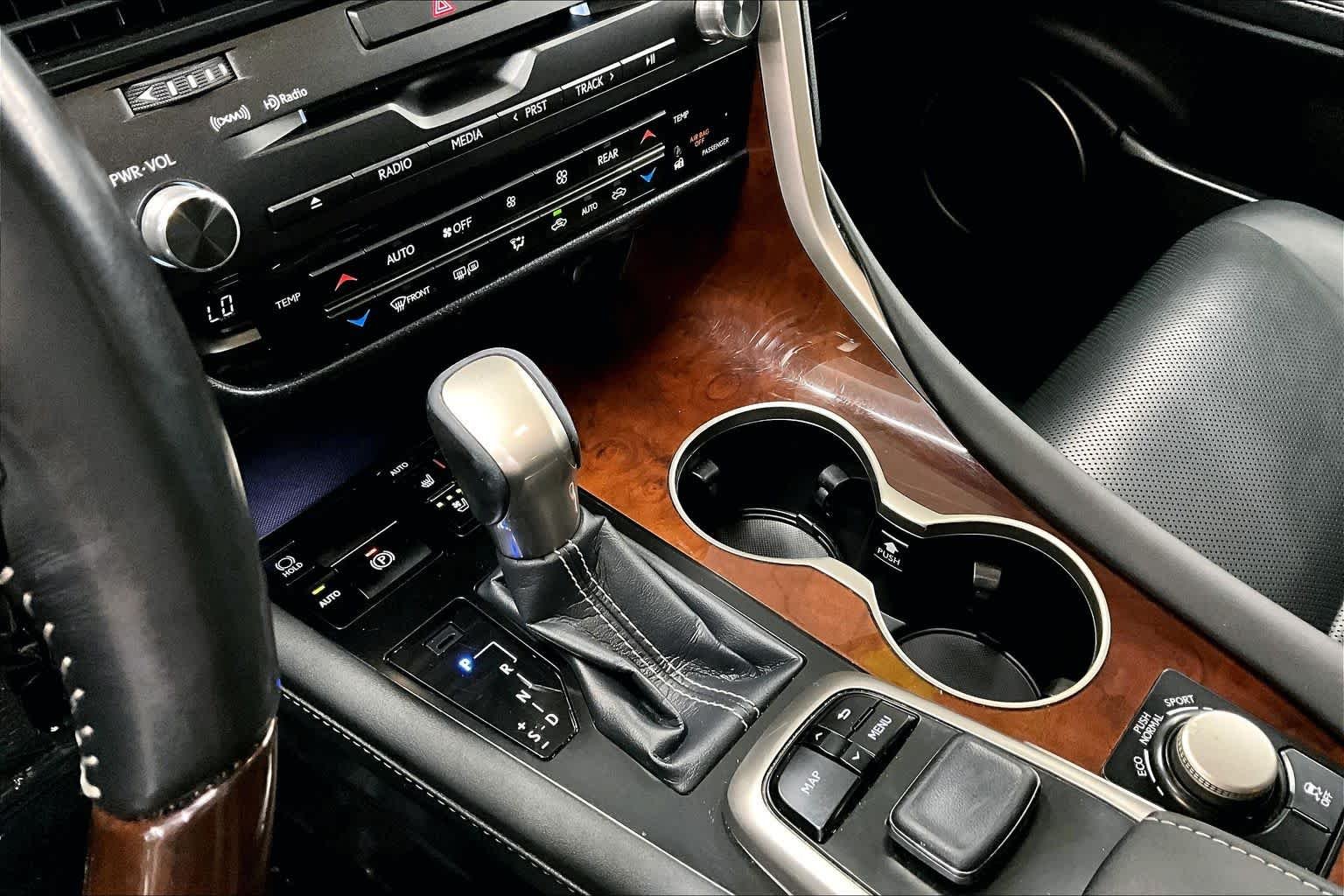 Used 2018 Atomic Silver Lexus  image 15