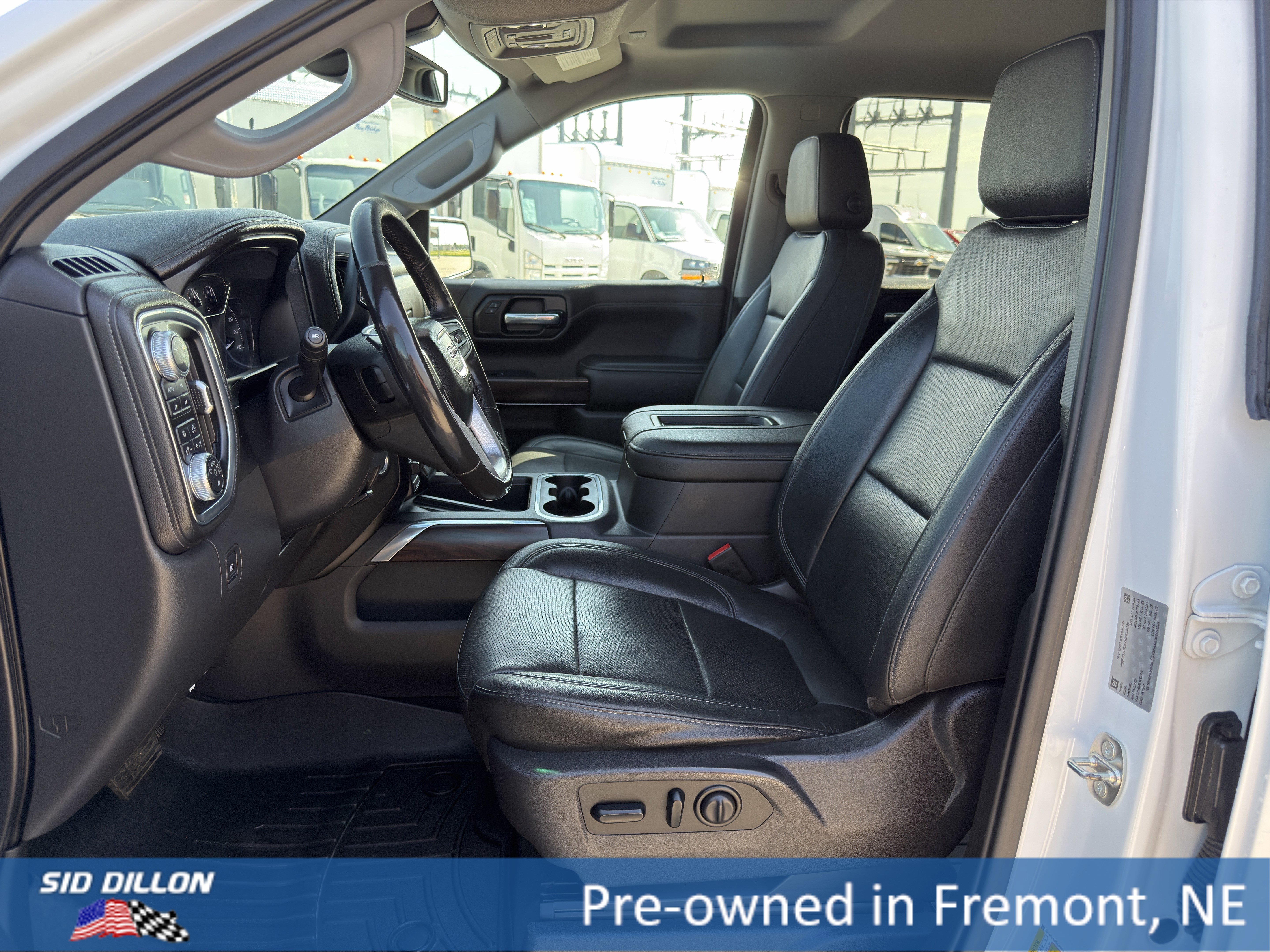 Used 2019 SUMMIT WHITE GMC SLT image 17