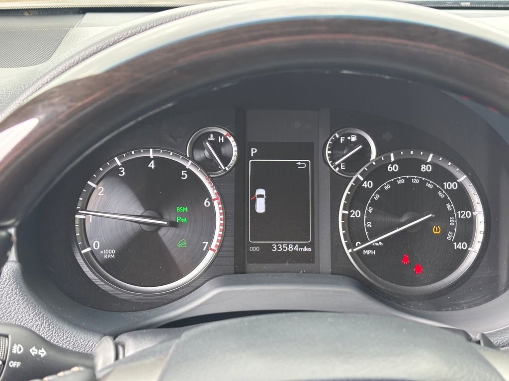 Used 2023 Black Lexus 460 image 18