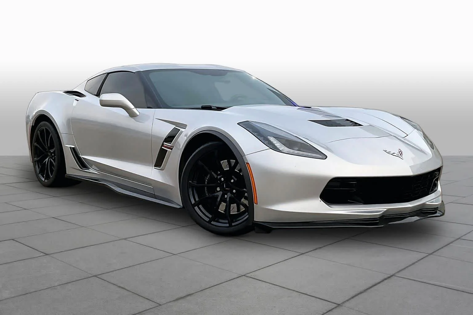 Used 2019 Blade Silver Metallic Chevrolet Grand Sport 2LT image 2