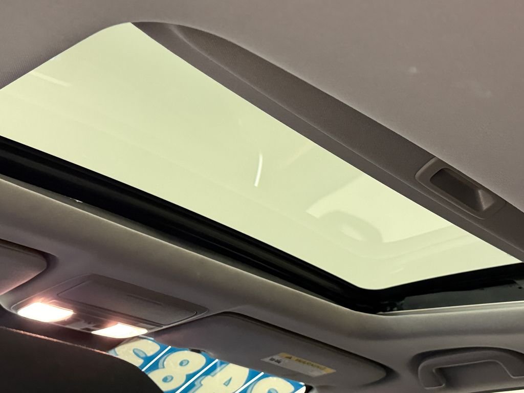 Used 2022 Crystal Black Pearl Honda EX image 14