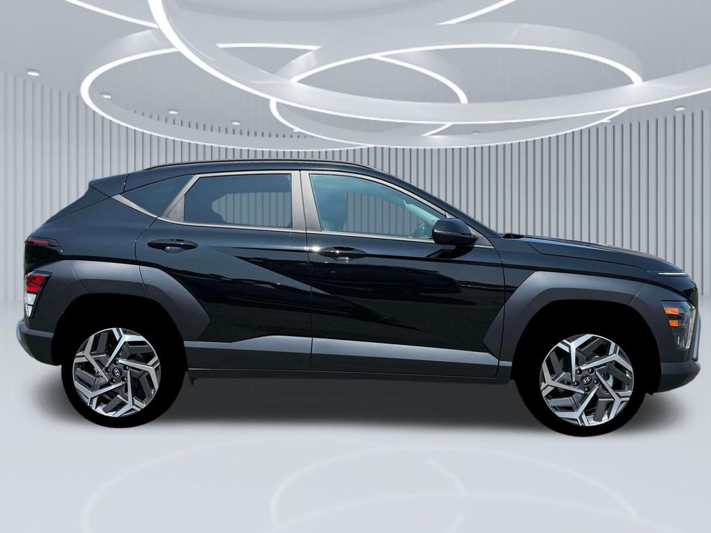 New 2026 Black Hyundai SEL Premium FWD image 28