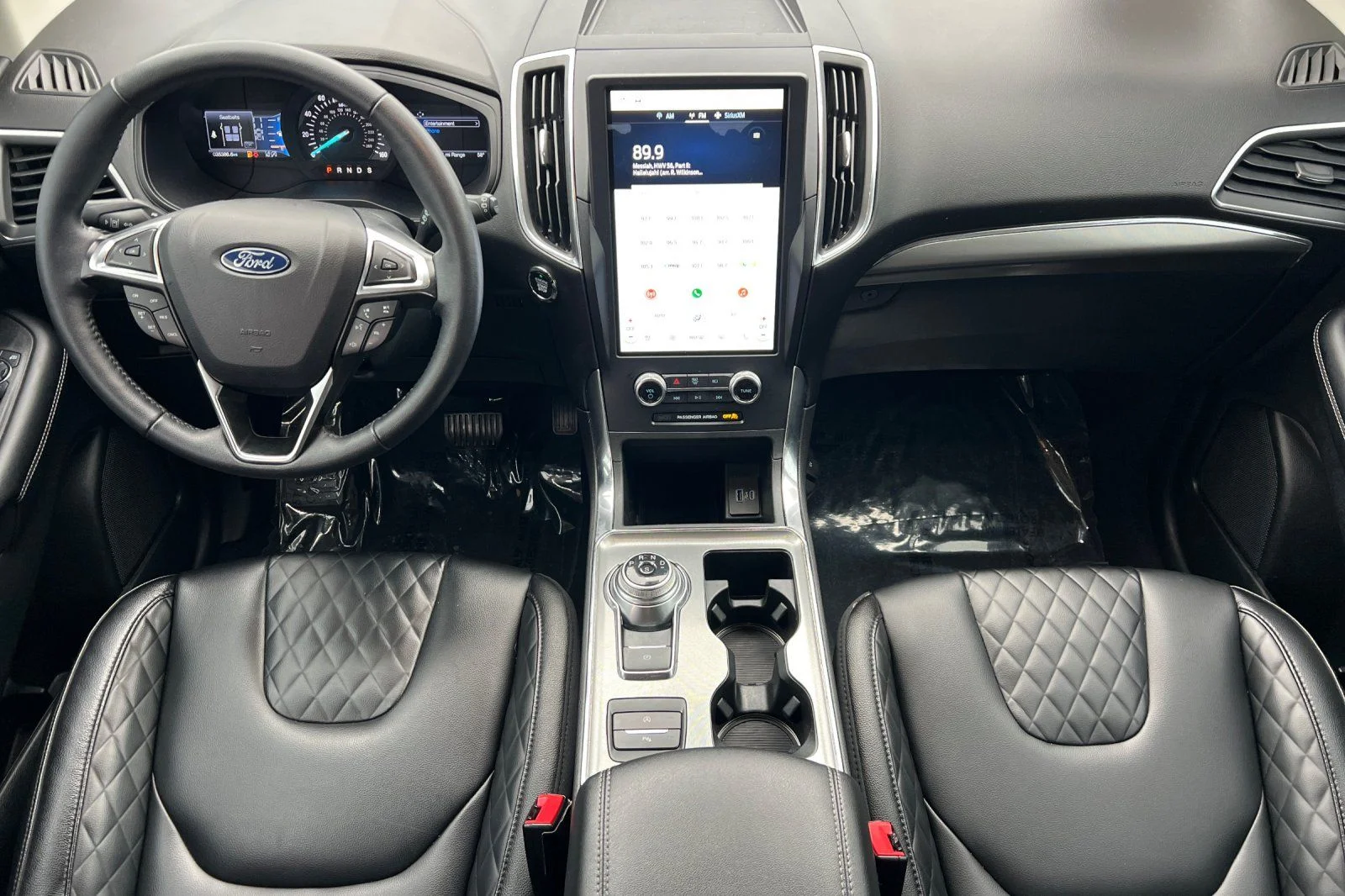 2024 Ford Edge Titanium - Photo 10