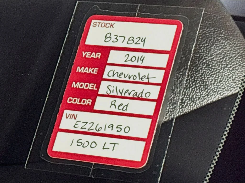 Used 2014 Red Chevrolet LT image 24