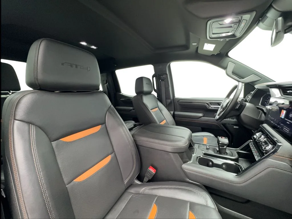 Used 2025 Black GMC AT4 image 34
