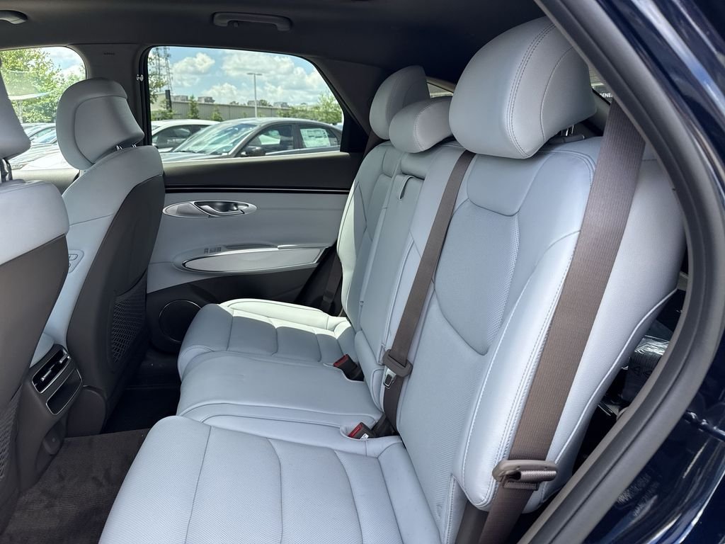 New 2026 Capri Blue Genesis 2.5T ADVANCED image 26